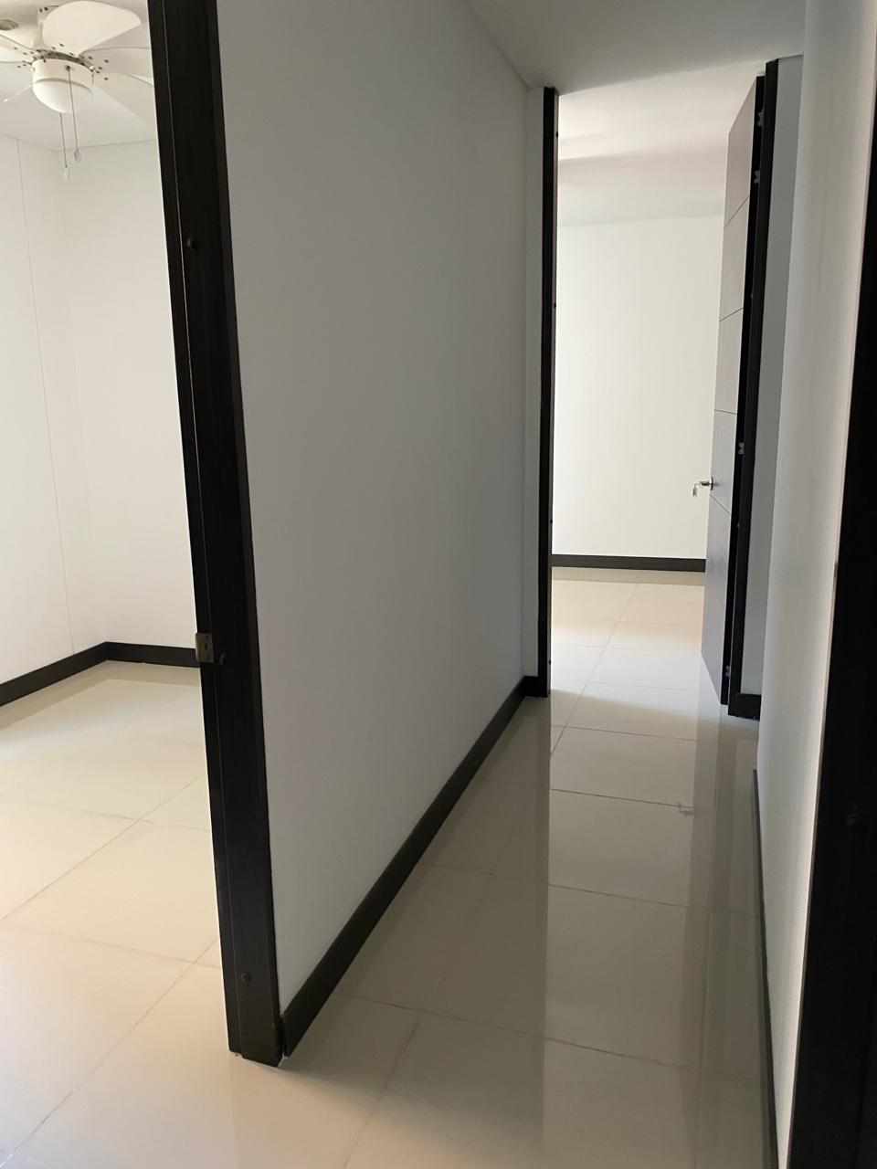 APARTAMENTO RESERVAS DE CHIPICHAPE (Cali)