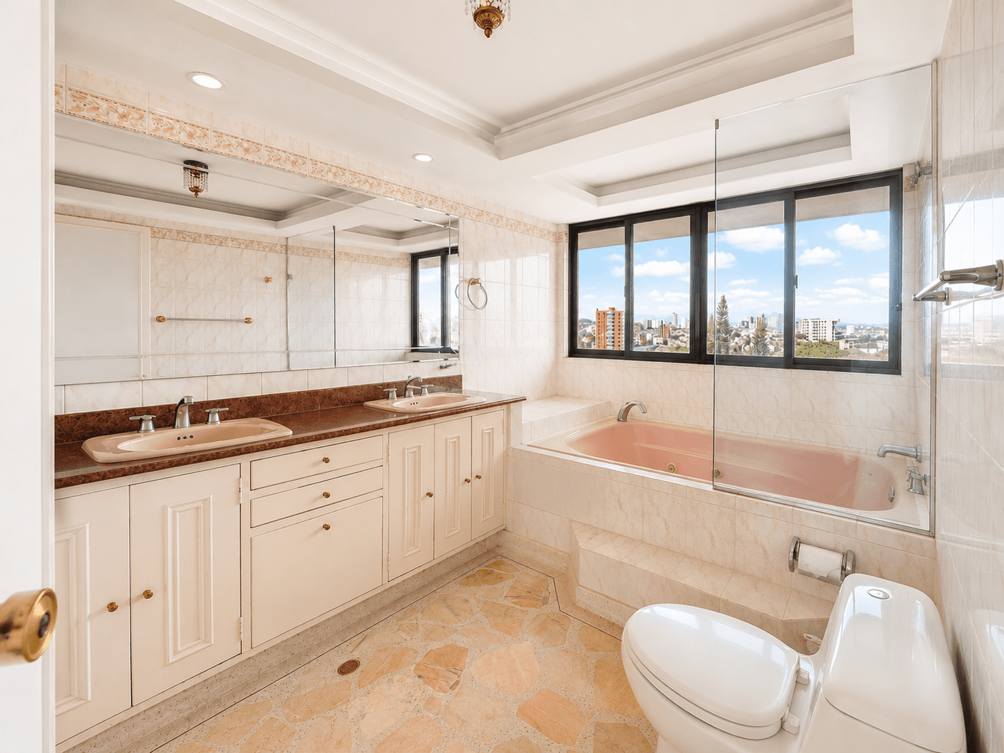 Apartamento Edificio Belleview 250 m2