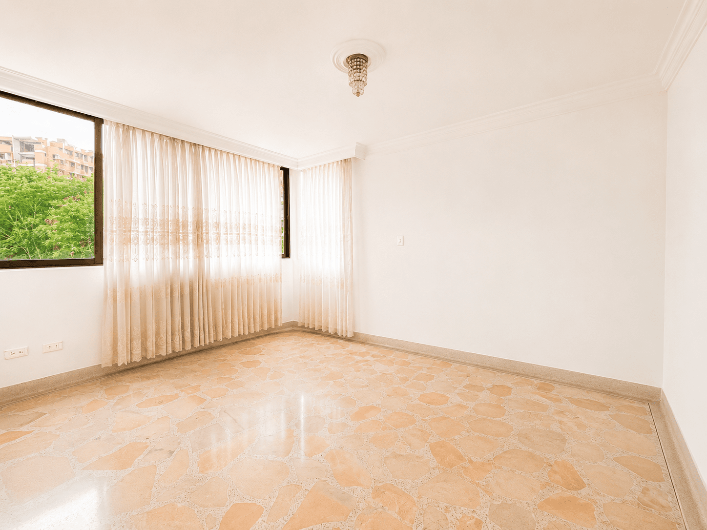 Apartamento Edificio Belleview 250 m2