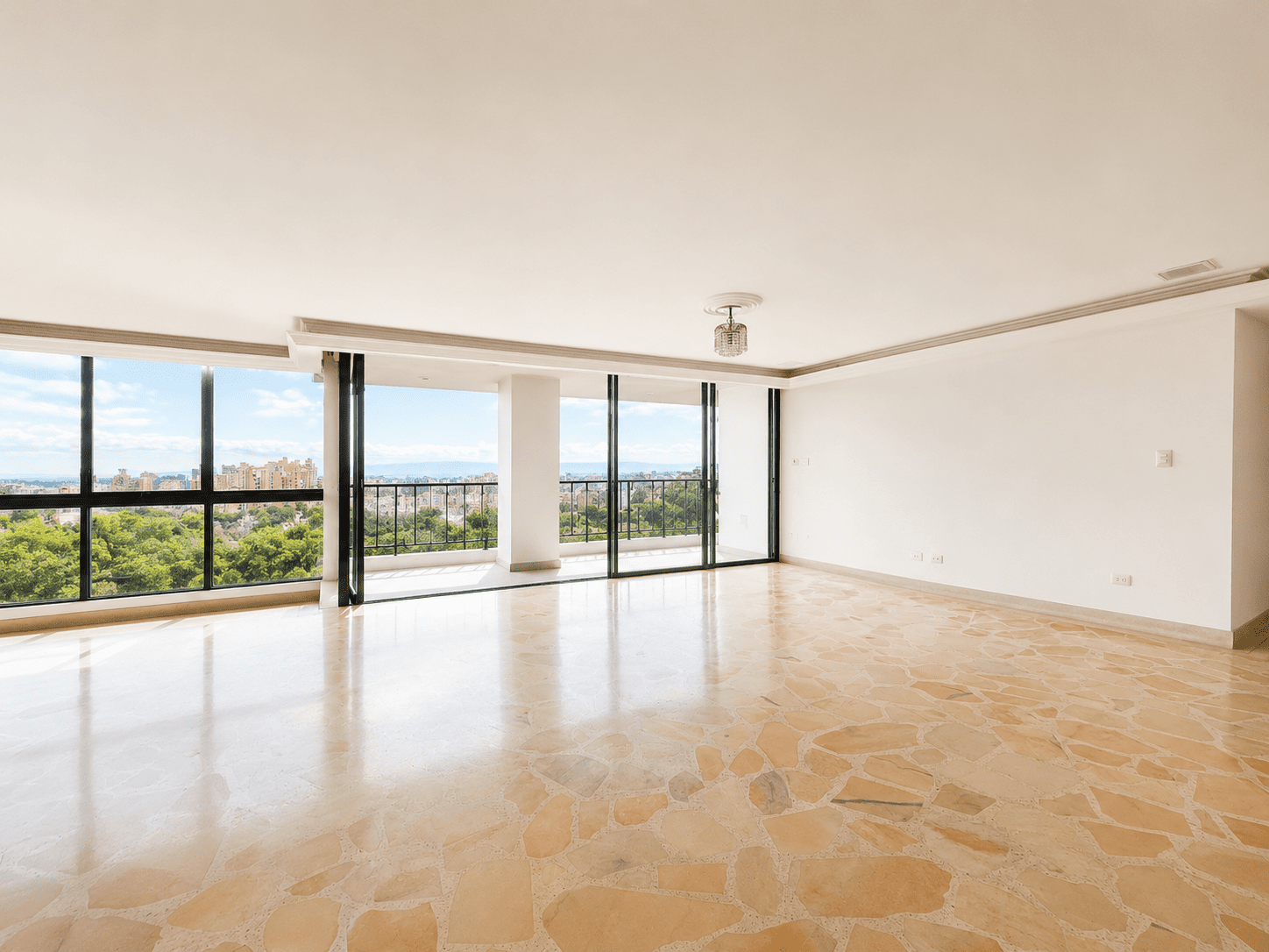 Apartamento Edificio Belleview 250 m2