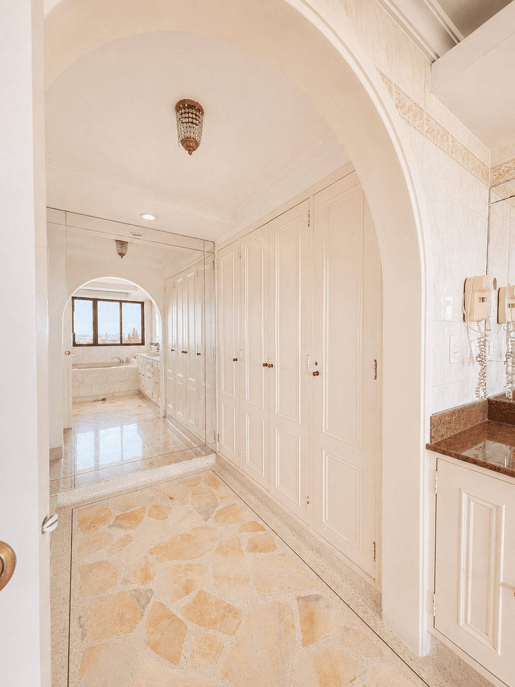 Apartamento Edificio Belleview 250 m2